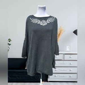 Bob Mackie Wearable Art Embroidery Cut-Out Sparkly Womens 1X Pullover Sweater